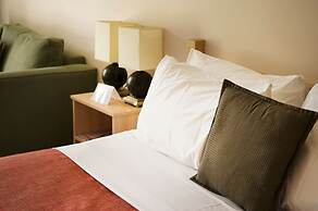 Rose Garden Motel