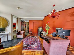 Rouge on Rose Boutique Hotel