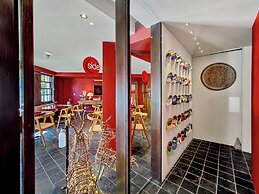 Rouge on Rose Boutique Hotel