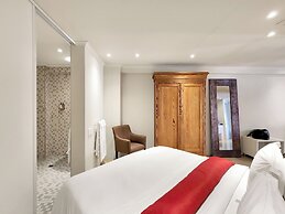 Rouge on Rose Boutique Hotel