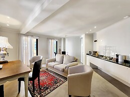 Rouge on Rose Boutique Hotel