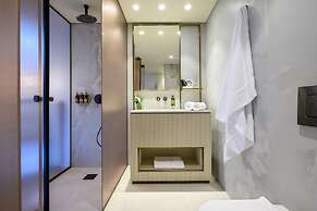 Jewel Beachfront Boutique Hotel