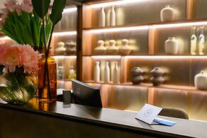 Jewel Beachfront Boutique Hotel