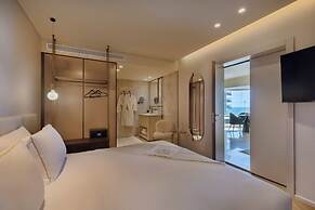 Jewel Beachfront Boutique Hotel