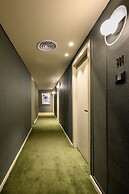 Jewel Beachfront Boutique Hotel