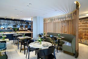 Jewel Beachfront Boutique Hotel