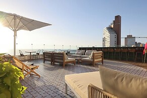 Jewel Beachfront Boutique Hotel