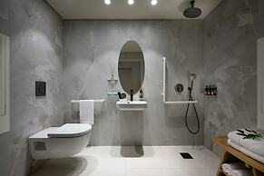 Jewel Beachfront Boutique Hotel