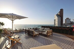Jewel Beachfront Boutique Hotel