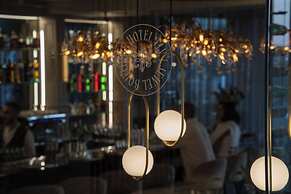Jewel Beachfront Boutique Hotel