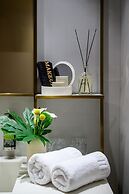 Jewel Beachfront Boutique Hotel