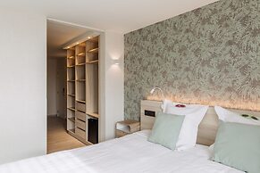 Beach Hotel Helios by CW Hotel Collection