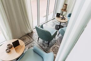 Beach Hotel Helios by CW Hotel Collection
