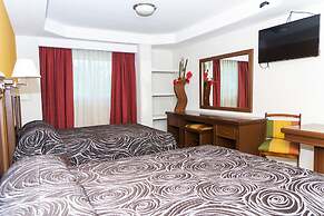 Hotel Gran Via