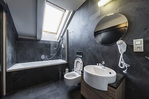 Hotel Noir