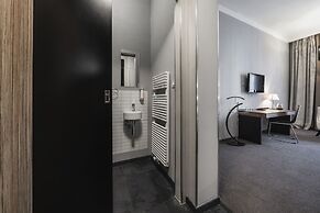 Hotel Noir