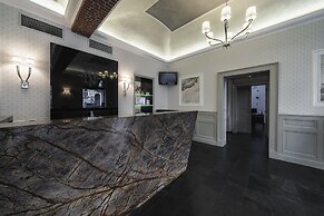 Hotel Noir