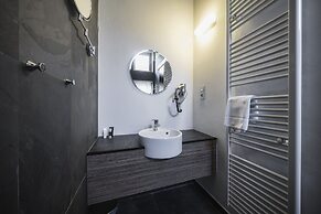 Hotel Noir