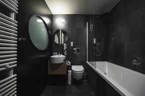 Hotel Noir