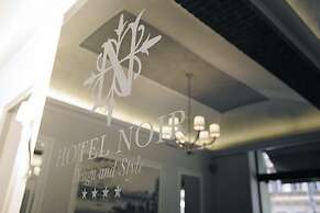 Hotel Noir