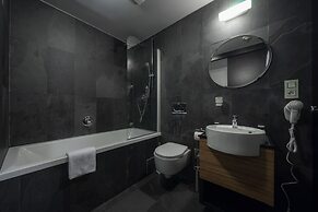 Hotel Noir