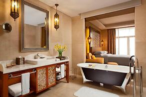 Sheraton Qingyuan Lion Lake Resort