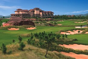 Sheraton Qingyuan Lion Lake Resort