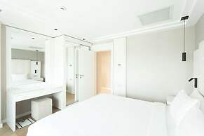 Radisson Residences Avrupa TEM Istanbul