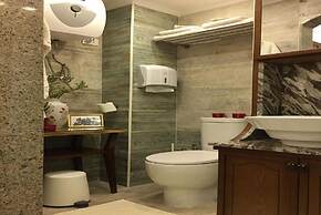 Paris Hotel