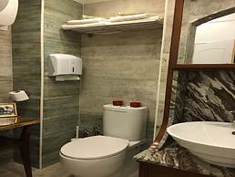 Paris Hotel