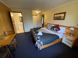 Candlelight Lodge