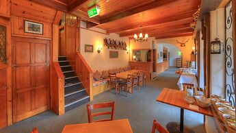 Candlelight Lodge
