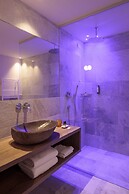 Christof Hotel
