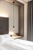 Christof Hotel