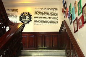 1900 Hostel