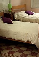 1900 Hostel