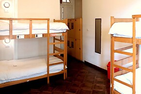 1900 Hostel
