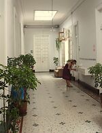 1900 Hostel