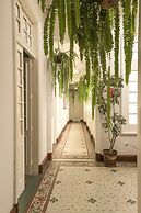 1900 Hostel