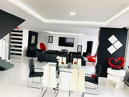 Bluezone Apartments