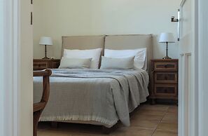 Erietta Aparthotel