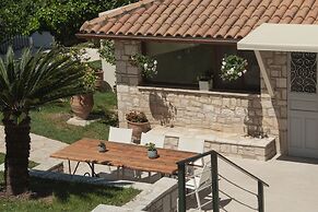 Erietta Aparthotel