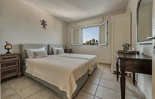Erietta Aparthotel