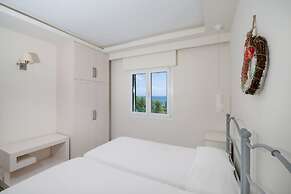 Erietta Aparthotel