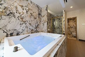 San Carlo Suite