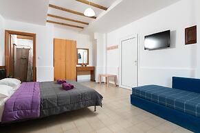 Marietta Hotel & Apartments