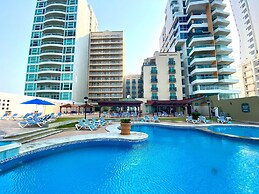 Astur Hotel y Suites