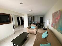 Astur Hotel y Suites