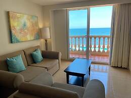 Astur Hotel y Suites