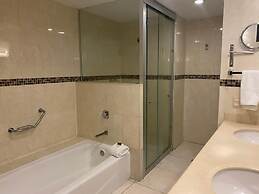 Astur Hotel y Suites